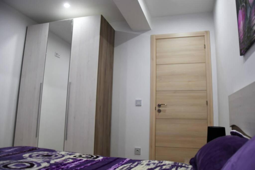 Recomendado Wifi 12 Min Ayto 4 Habs Dobles Parking Oviedo Exteriör bild