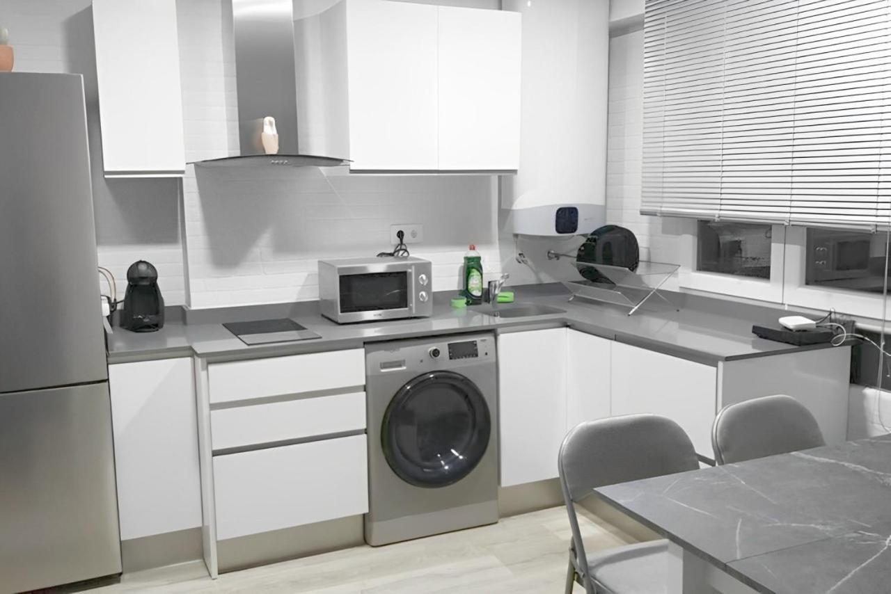 Recomendado Wifi 12 Min Ayto 4 Habs Dobles Parking Oviedo Exteriör bild